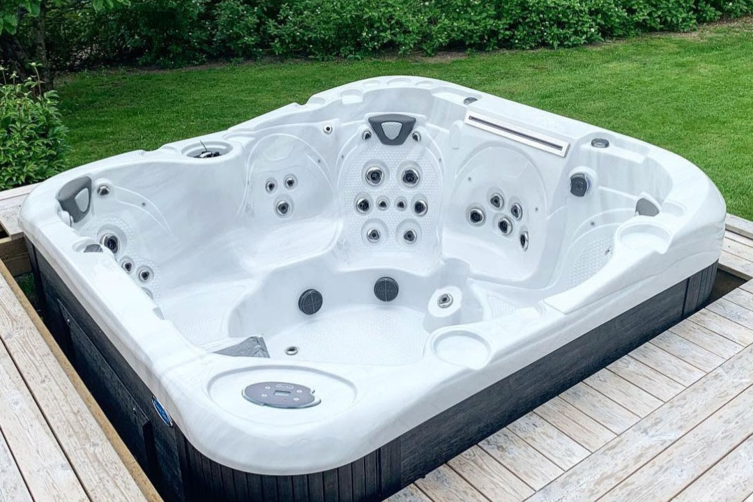 2022 Coast Spas Curve - 6 Person thumbnail 5