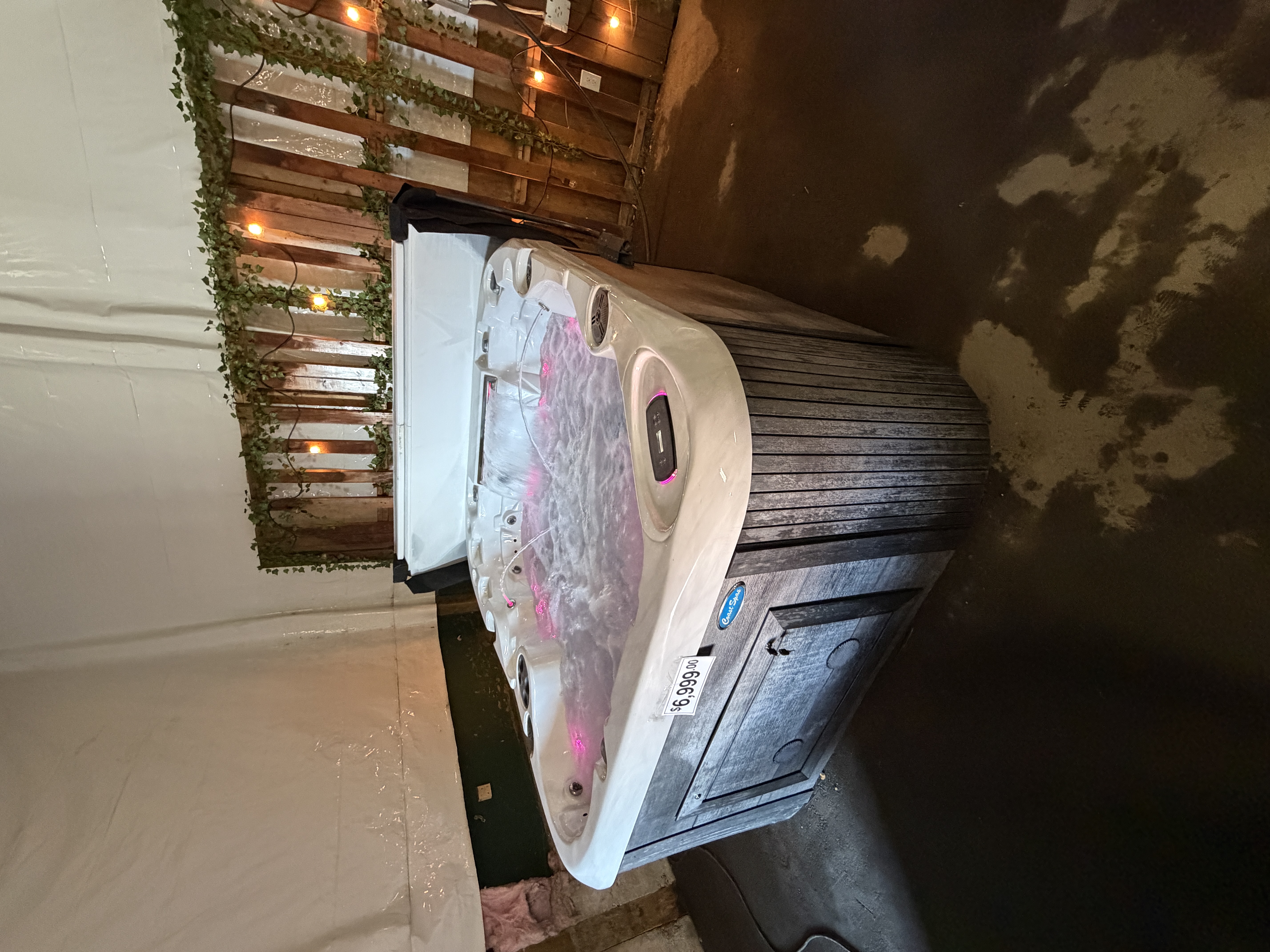 2022 Coast Spas Curve - 6 Person — photo 1